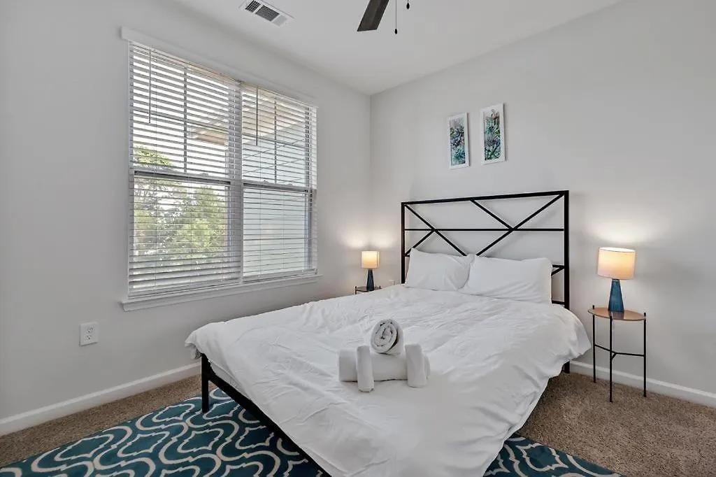 Charming New Building 2Br W Gym And Parking 305 Lejlighed Charlotte